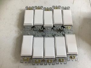 3 Way Decorator Switch, 10 Pack, Appears New