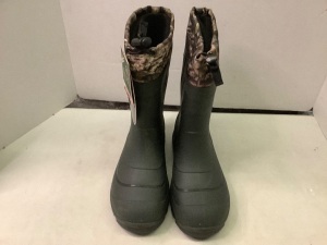 Kamik Childs Boots, 4, Appears New