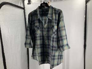 Natural Reflections Women's Flannel, XXL, Appears New