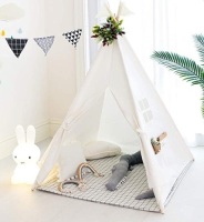 TreeBud Teepee Tent for Kids, Appears New