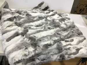 Luxury Rabbit Fur Throw 100% Real Fur Bedspread Blanket 55''x63'' Multifunction 