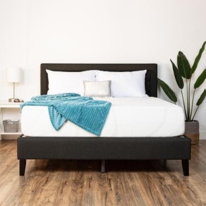 12in Full Size Medium-Plush Green Tea & Bamboo Charcoal Gel Memory Foam Mattress. NEW. Frame Not Included