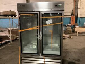 Maxx Cold MXCR-49GD Two Door Glass Reach-in Upright Refrigerator - For Parts or Repair 