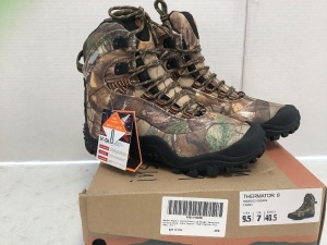 Womens Hiking Boots, 9.5, Appears new, Retail 59.99, Sold as is