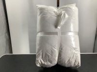 2 Pack King Size Bed Pillows, Appears New/Box Damaged