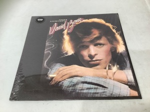 David Bowie, Young Americans Vinyl (2016 Remastered) E-Commerce Return, Untested, Retail - $24.69