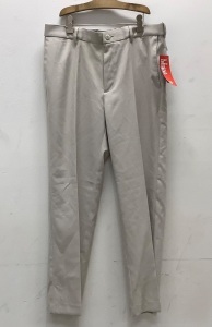 PGA Tour Mens Golf Pants, 34x29, New with Tags