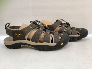 Keen Mens Sandals, 9.5, E-Commerce Return, Retail 130.00