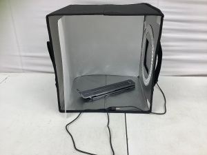 Small Photo Light Box, Powers Up, Appears new, Retail 29.99