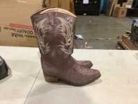 Womens Boots,&nbsp;size 41