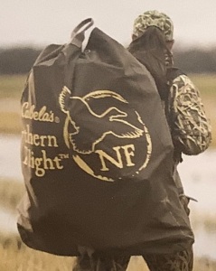 Northern Flight Floating Decoy Bag, Appears New, Retail 39.99