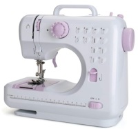 Portable Sewing Machine, Powers Up, E-Commerce Return, Retail 46.98