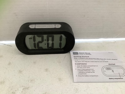 RCA Portable Alarm Clock, Powers Up, Appears New