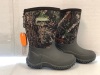 DryShod Kids Rubber Boots, 11, Appears new, Retail 79.99