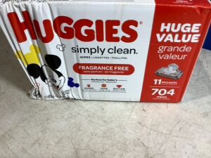 Huggies Simply Clean Baby Wipes, 704 ct 
