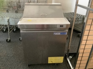 Kratos Refrigeration 69K-769 Commercial 29"W Sandwich/Salad Prep Table, 8 Pan Capacity, Retail - $1,569, Salvage