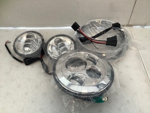 7" Round Harley Davidson Motorcyle Headlight Kit, Appears new, Retail 109.00