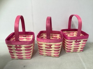 Lot of (3) Easter Baskets, Appears new, Retail 29.97