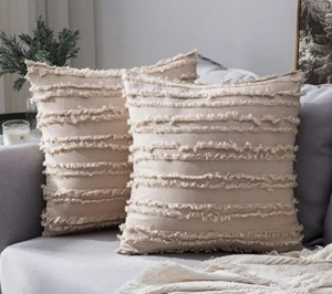 MIULEE Set of 2 Decorative Throw Pillow Covers, Appears new, Retail 14.99