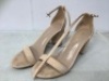 Dream Pairs Womens Chunk Heels, 5.5, Appears new, Retail 31.99