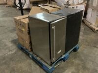 Pallet of Salvage Appliances - Items May Be Damaged, Incomplete & Broken