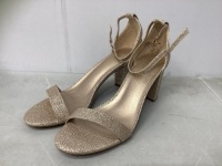 Dream Pairs&nbsp;Women's Open Toe Pump Sandals, 9, Appears new, Retail 48.99