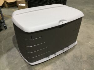 Rubbermaid Medium Deck Box with Seat - Missing Pieces