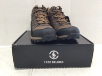 Free Soldier Mens Boots, 13, Appears new