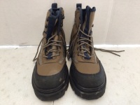 Mens Boots, 11M, E-Comm Return