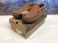Staheekum&nbsp;Country Slippers, Mens 10 - Appears New&nbsp;&nbsp;