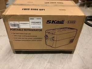 Portable Refrigerator, Untested, Appears New