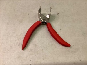 Fishing Skinning Pliers, Appears New