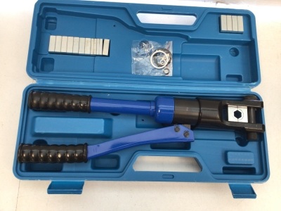 Hydraullic Crimping Tools, Dies, and Carrying Case, Appears New