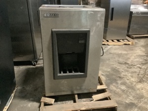 Maxx Ice MIDX200 30" Hotel Ice Dispenser with 190 lbs. Storage Capacity - For Parts or Repair 