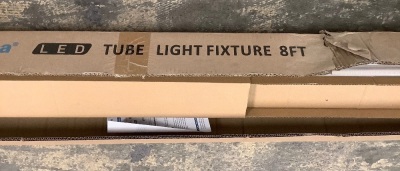 8ft LED Tube Light Fixture, Appears new