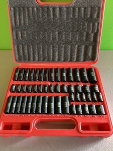 Seket Man, 50 - Piece, 1/4" Drive, SAE/Metric, Like New, Retail - $41.99