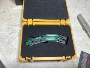 CutS Butterfly Trainer Knife with Case