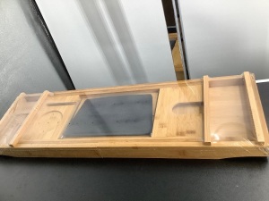 Bamboo Bathtub Caddy For Tub, Appears New