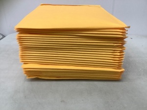 Staples Kraft Bubble Mailers, E-Comm Return