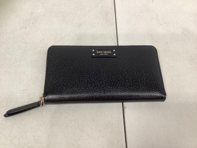 Kate Spade Wallet, Appears New, Retail 229.00