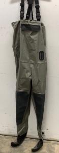 Mens Stockingfoot Waders, M, E-Comm Return