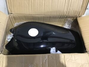 Cafe Racer 2.4 Gallon Motorcycle Retro Fuel Tank