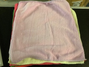 5 Microfiber Towels, Appears New