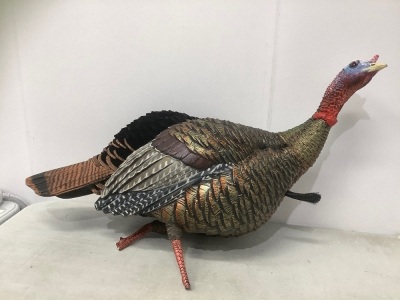 AvianX Turkey Decoy, Appears New, Retail 259.99