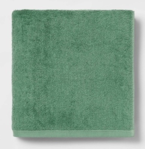 XL Everyday Bath Towel Light Green - Room Essentials, LOT of 4, New, Retail - $9 Each