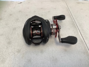 Lew's Tournament MP Speed Spool LFS Baitcast Reel, Untested, E-Comm Return, Retail 159.99