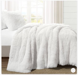 3pc King Emma Faux Fur Comforter Set White - Lush Décor, Like New, Retail - $98.99