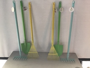 Kids Raking Set, LOT of 6, Like New, Retail- $3 Each