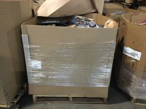 Pallet of Halloween Costumes & Accessories, Party Supplies, Decorations & More - High Piece Count!