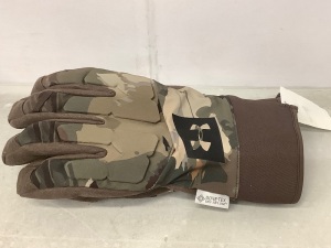 Under Armour Gloves, M, E-Comm Return